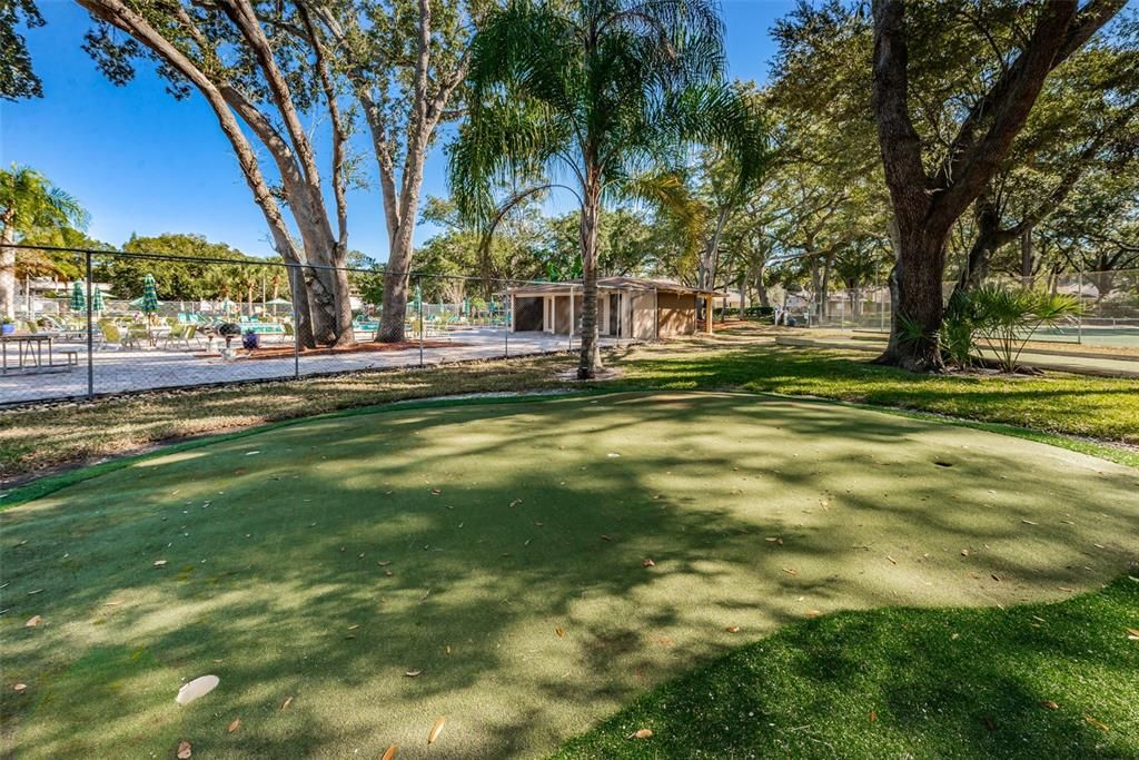 For Sale: $200,000 (2 beds, 2 baths, 825 Square Feet)