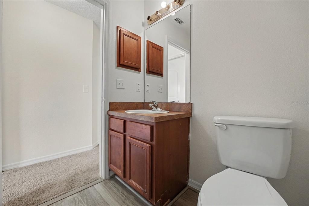 На продажу: $265,000 (3 спален, 2 ванн, 1858 Квадратных фут)