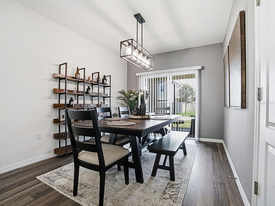 For Sale: $389,900 (4 beds, 2 baths, 1720 Square Feet)