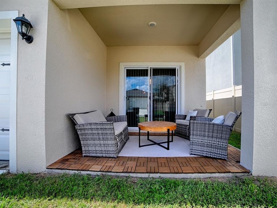 For Sale: $389,900 (4 beds, 2 baths, 1720 Square Feet)