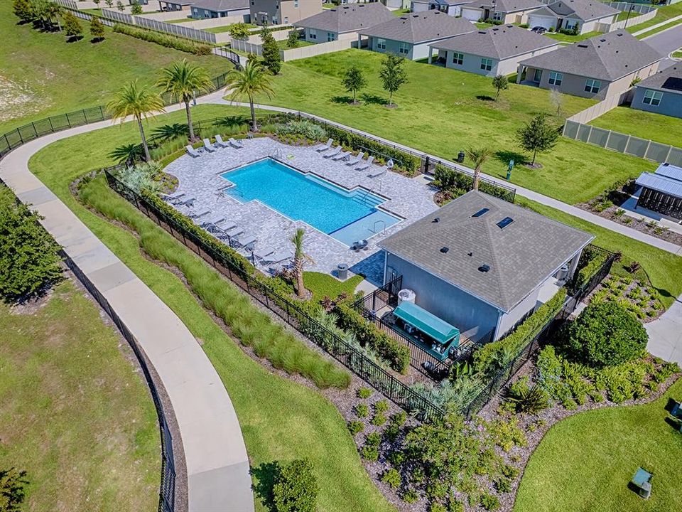 For Sale: $389,900 (4 beds, 2 baths, 1720 Square Feet)