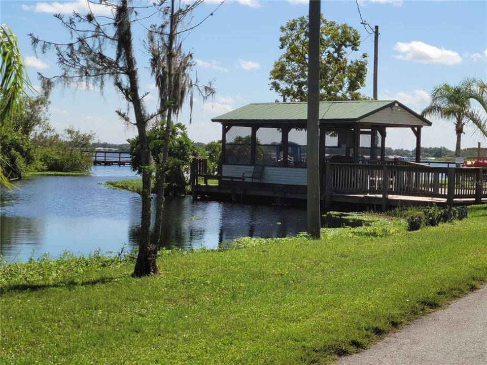 For Sale: $179,900 (3 beds, 2 baths, 1107 Square Feet)