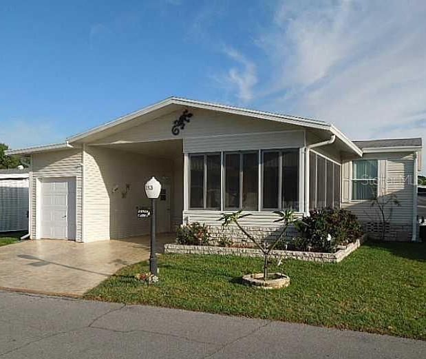 For Sale: $179,900 (3 beds, 2 baths, 1107 Square Feet)