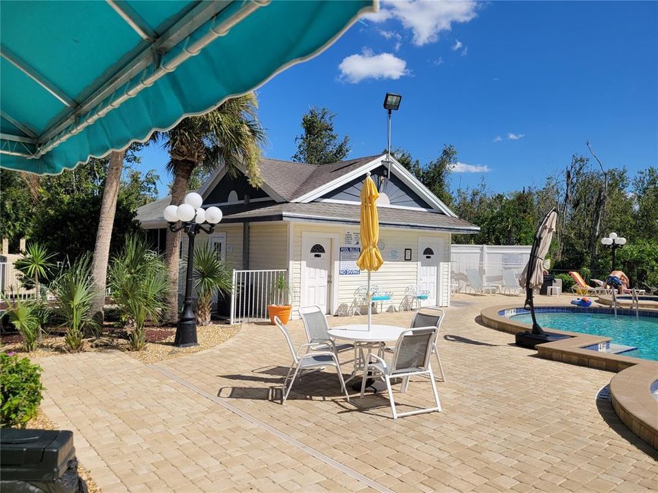 For Sale: $179,900 (3 beds, 2 baths, 1107 Square Feet)