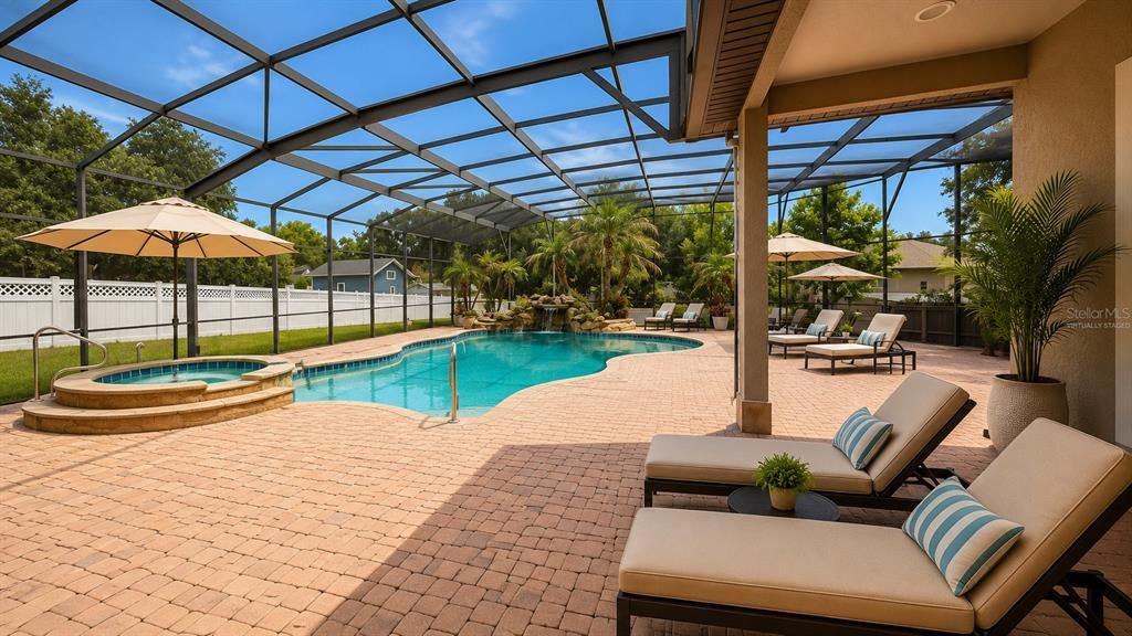 En Venta: $729,000 (4 camas, 3 baños, 2893 Pies cuadrados)