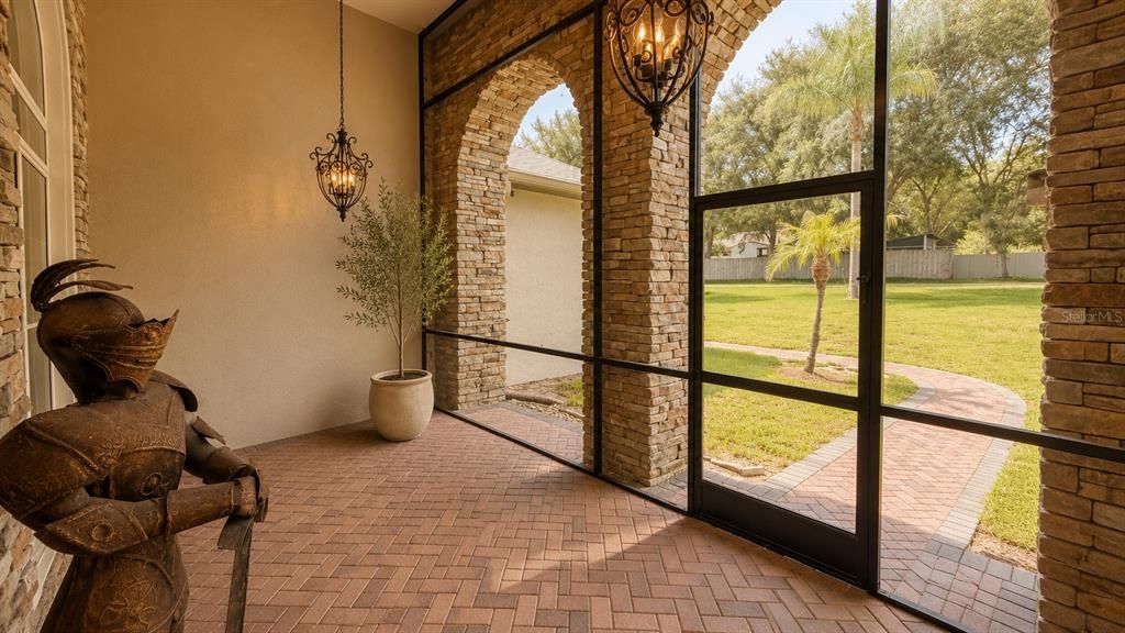 En Venta: $729,000 (4 camas, 3 baños, 2893 Pies cuadrados)