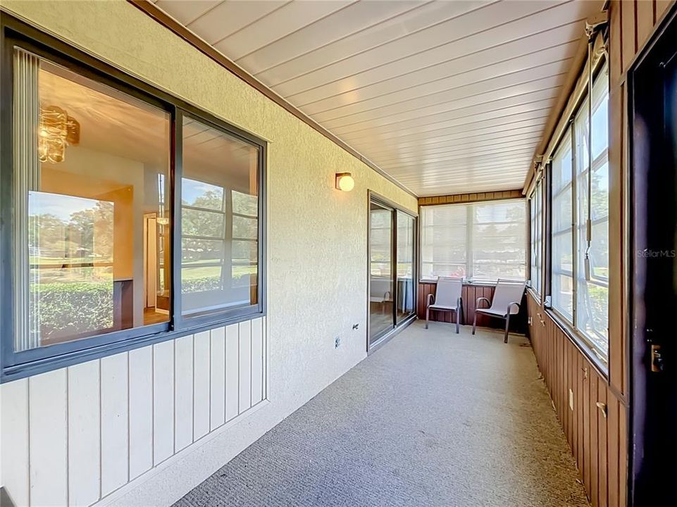 For Sale: $135,000 (2 beds, 2 baths, 1068 Square Feet)
