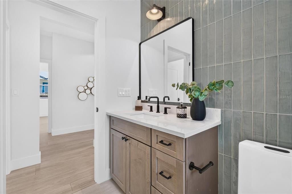 For Sale: $729,900 (4 beds, 2 baths, 1840 Square Feet)