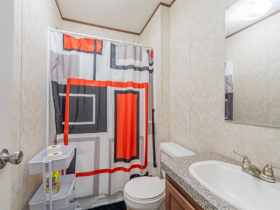 На продажу: $150,000 (3 спален, 2 ванн, 936 Квадратных фут)