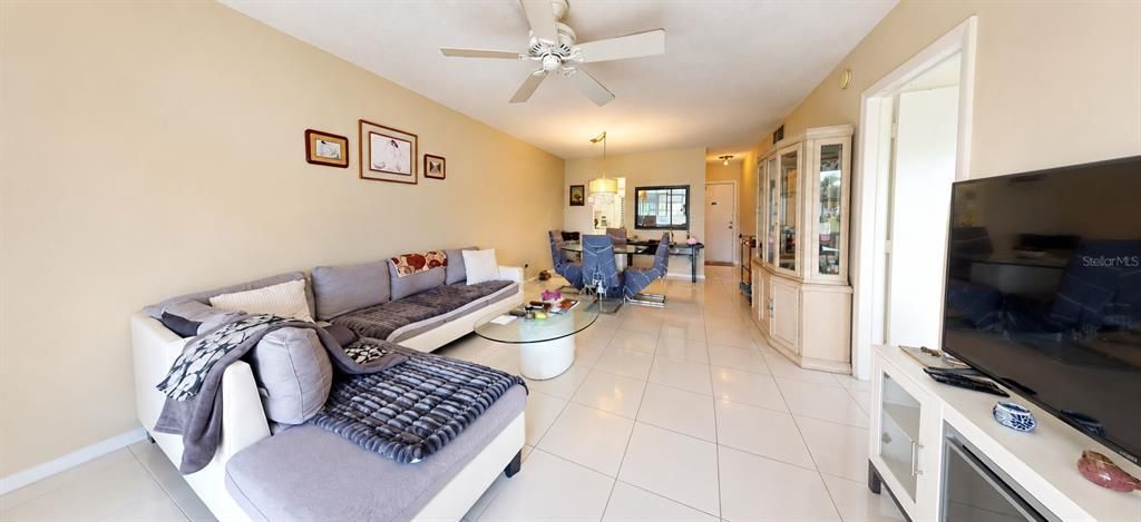 For Sale: $105,000 (2 beds, 1 baths, 750 Square Feet)