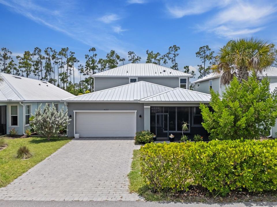 En Venta: $615,000 (5 camas, 4 baños, 3112 Pies cuadrados)