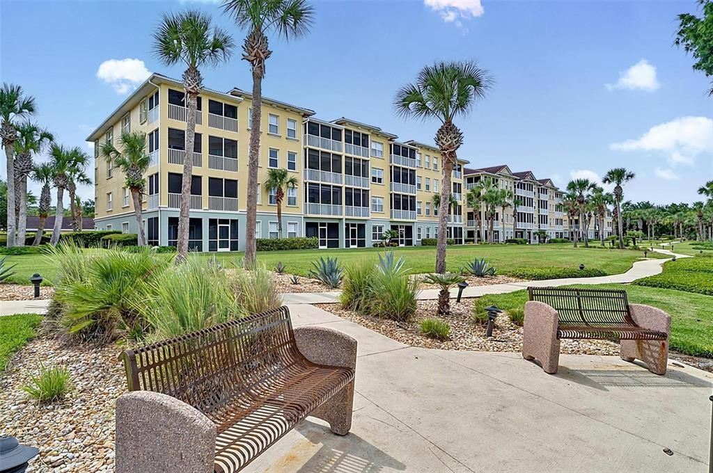 For Sale: $250,000 (2 beds, 2 baths, 1238 Square Feet)