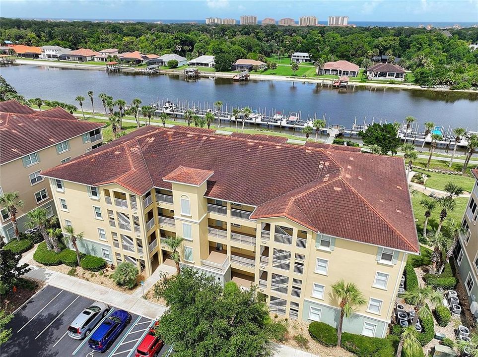 For Sale: $250,000 (2 beds, 2 baths, 1238 Square Feet)