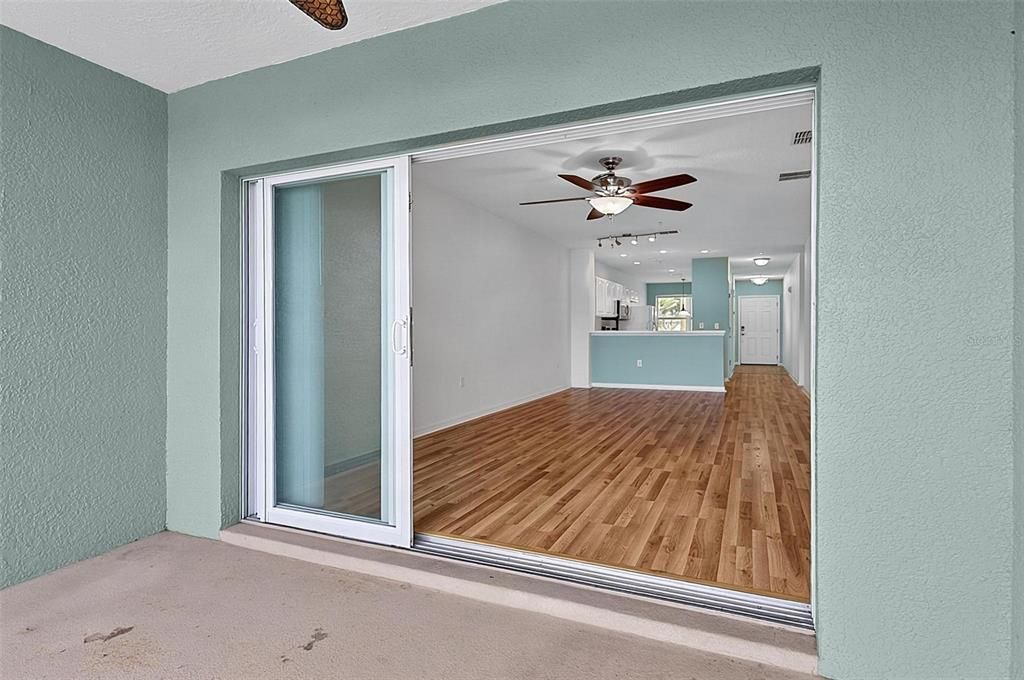 For Sale: $250,000 (2 beds, 2 baths, 1238 Square Feet)