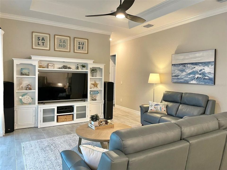 В аренду: $6,150 (4 спален, 3 ванн, 2543 Квадратных фут)