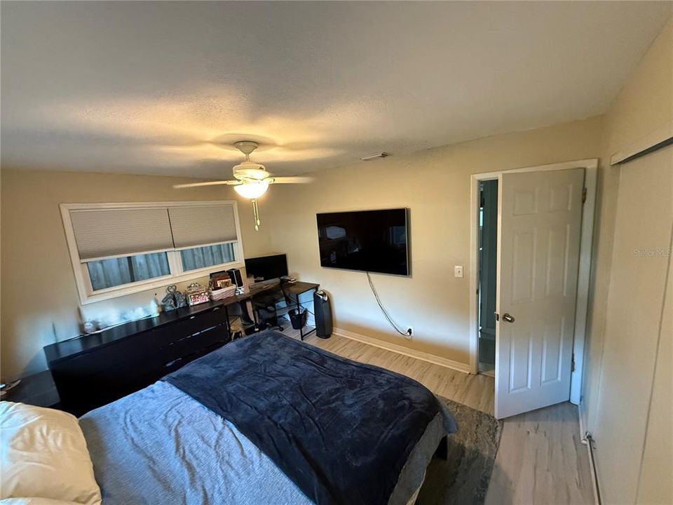 В аренду: $2,550 (2 спален, 2 ванн, 1527 Квадратных фут)