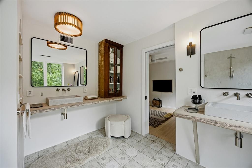 For Sale: $1,400,000 (4 beds, 3 baths, 3046 Square Feet)
