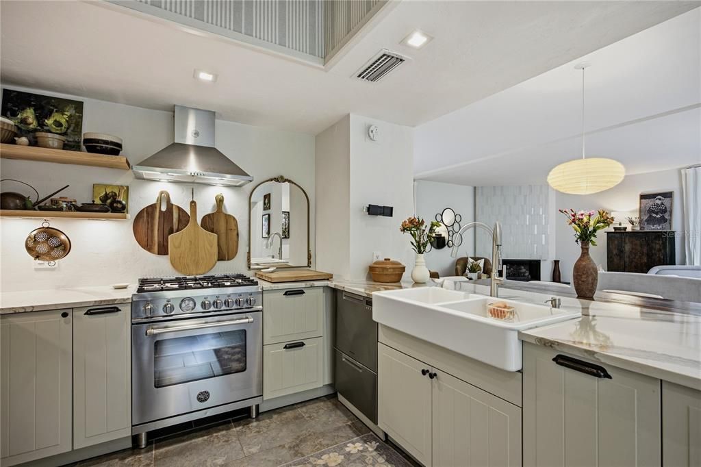 For Sale: $1,400,000 (4 beds, 3 baths, 3046 Square Feet)