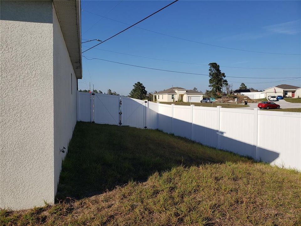 В аренду: $1,750 (3 спален, 2 ванн, 1263 Квадратных фут)