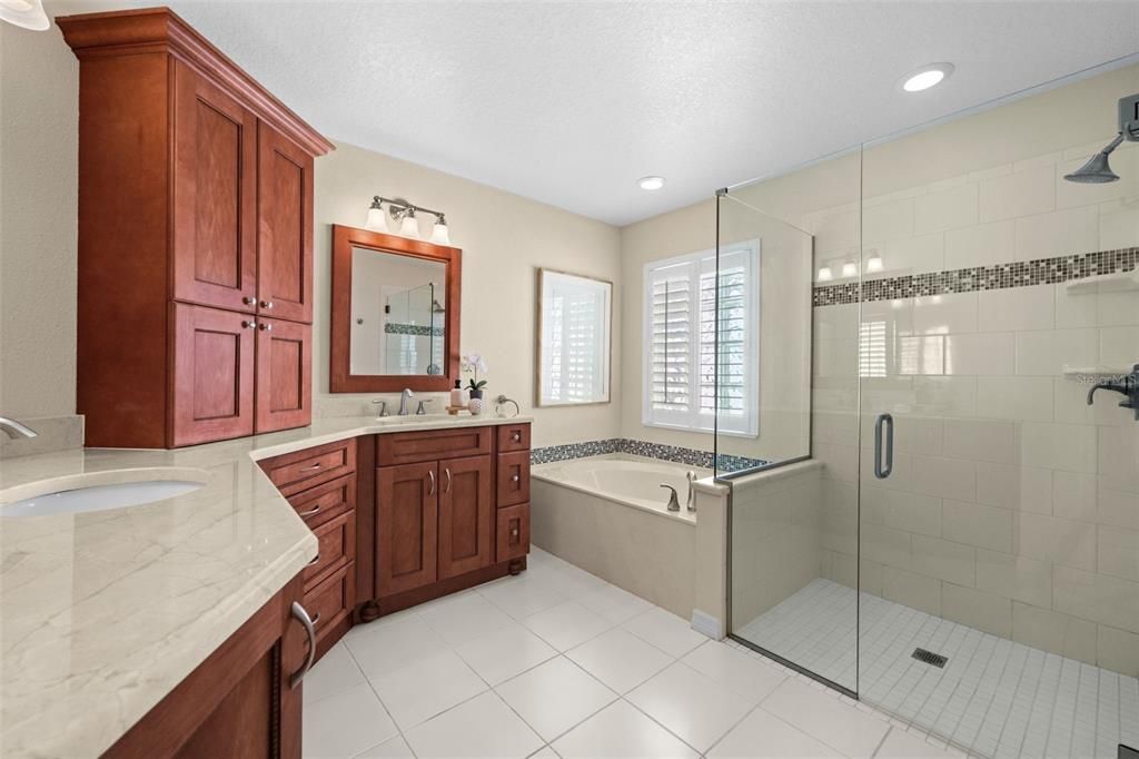 En Venta: $499,900 (3 camas, 2 baños, 1870 Pies cuadrados)