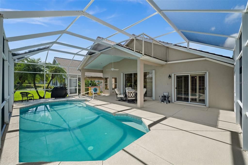 En Venta: $499,900 (3 camas, 2 baños, 1870 Pies cuadrados)