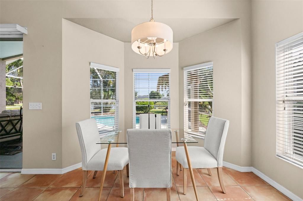 En Venta: $499,900 (3 camas, 2 baños, 1870 Pies cuadrados)