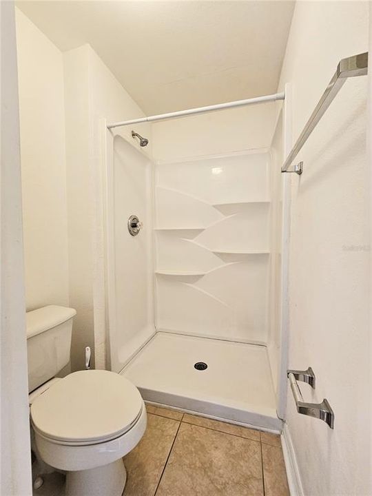 For Rent: $2,550 (4 beds, 2 baths, 1855 Square Feet)