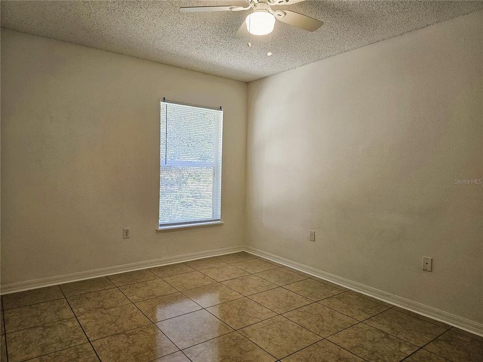 For Rent: $2,550 (4 beds, 2 baths, 1855 Square Feet)