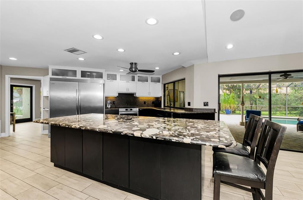 For Sale: $916,000 (4 beds, 3 baths, 2935 Square Feet)