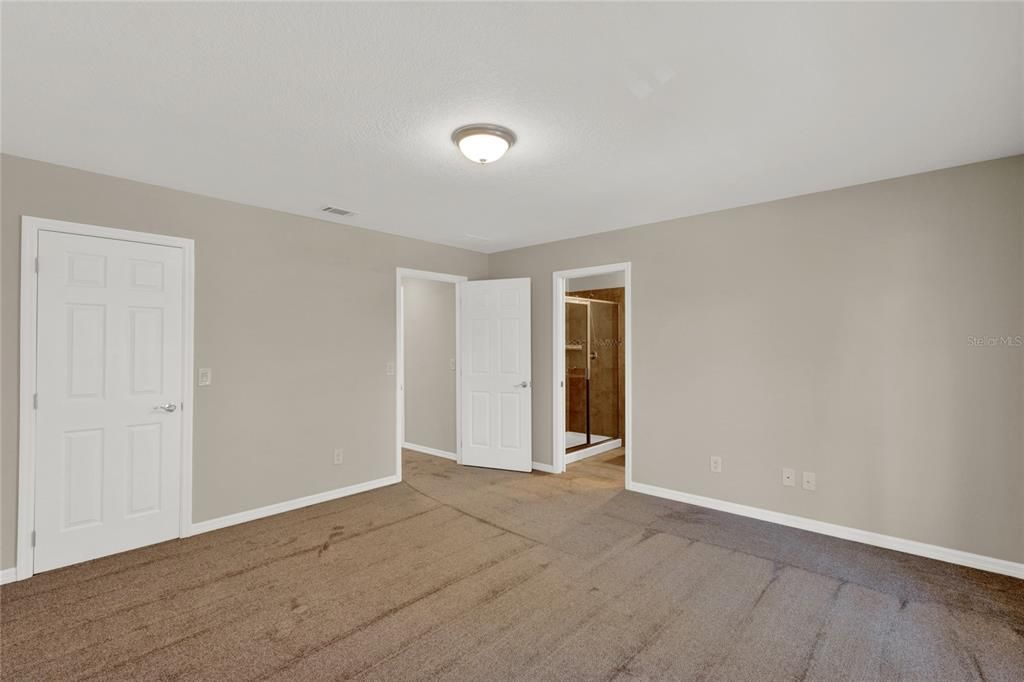 For Rent: $2,549 (3 beds, 3 baths, 1835 Square Feet)