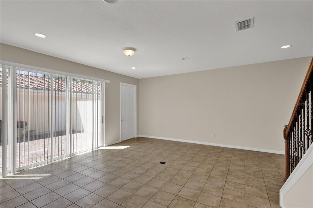 For Rent: $2,549 (3 beds, 3 baths, 1835 Square Feet)