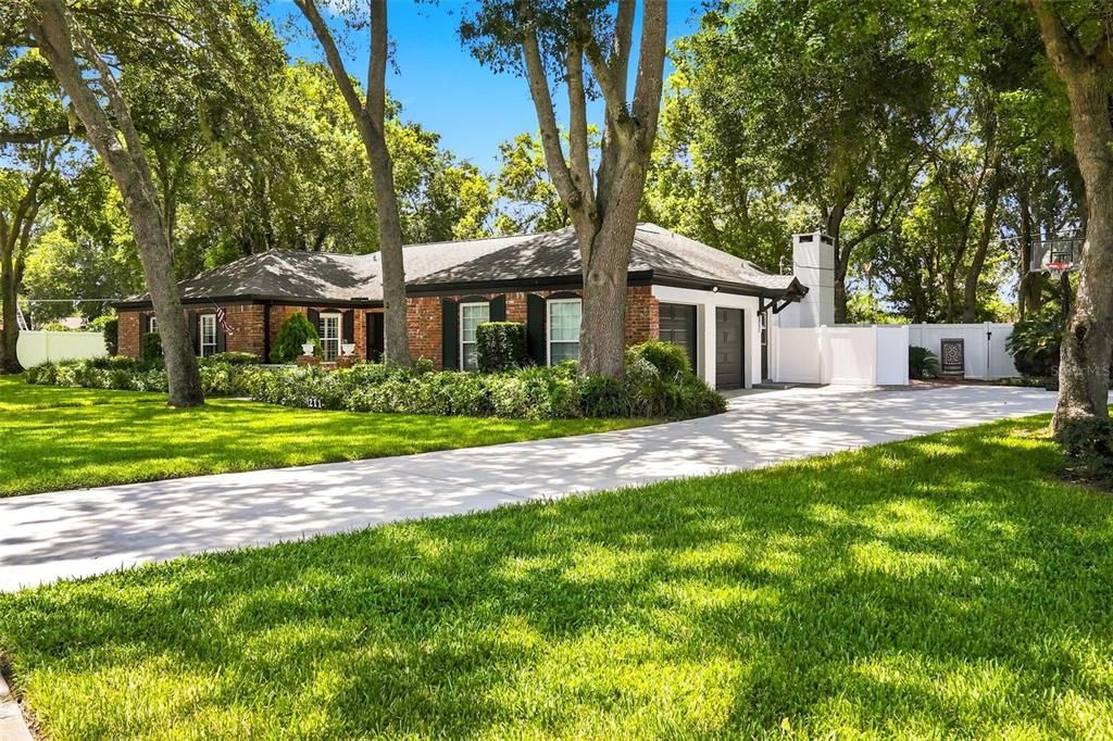 На продажу: $795,550 (3 спален, 2 ванн, 1990 Квадратных фут)