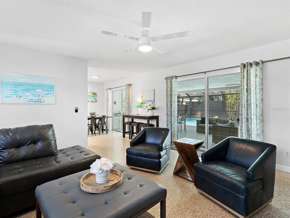 For Sale: $549,000 (3 beds, 2 baths, 1509 Square Feet)