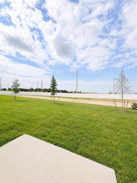 For Rent: $2,200 (4 beds, 2 baths, 1900 Square Feet)