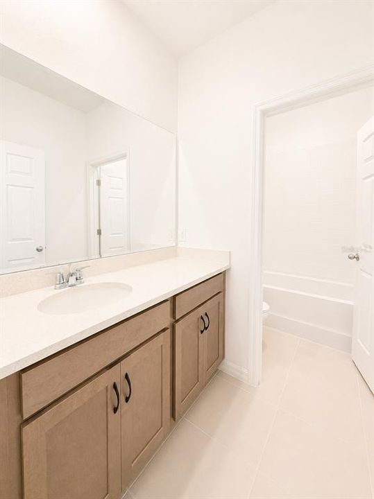 For Rent: $2,200 (4 beds, 2 baths, 1900 Square Feet)