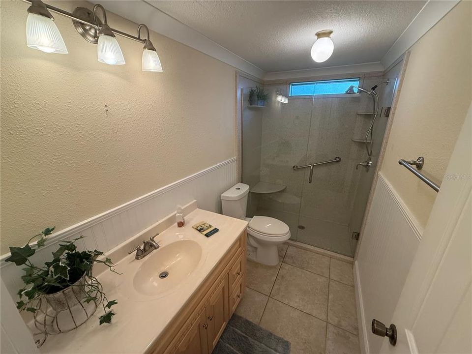 На продажу: $175,000 (2 спален, 2 ванн, 1456 Квадратных фут)