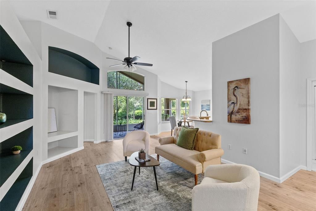 Active With Contract: $434,500 (3 beds, 2 baths, 1686 Square Feet)