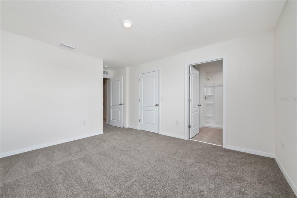 В аренду: $2,250 (3 спален, 2 ванн, 1560 Квадратных фут)