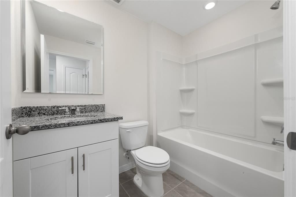 В аренду: $2,250 (3 спален, 2 ванн, 1560 Квадратных фут)