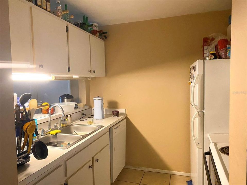 En Renta: $500 (1 camas, 1 baños, 1177 Pies cuadrados)