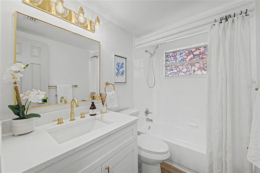 На продажу: $325,000 (3 спален, 2 ванн, 1368 Квадратных фут)