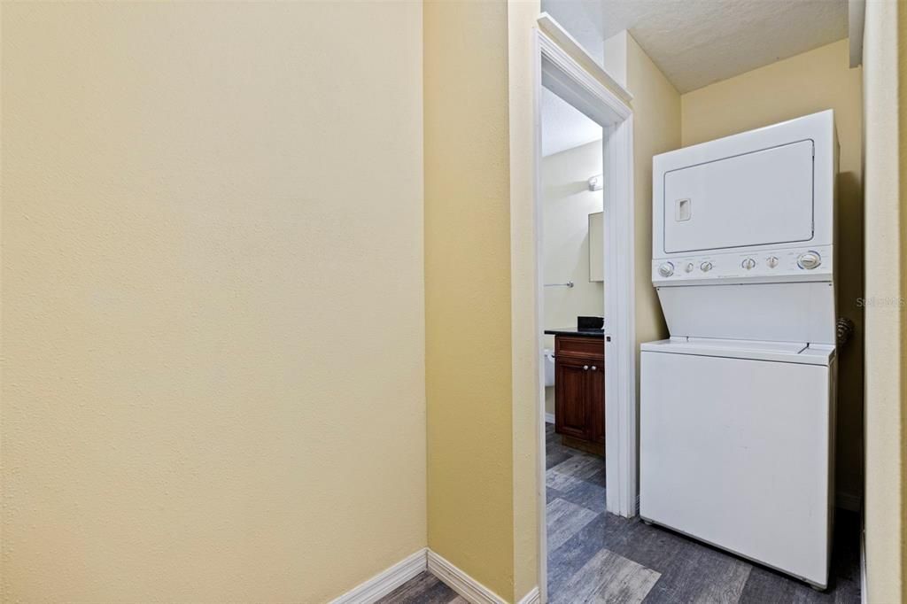En Venta: $750,000 (4 camas, 3 baños, 1680 Pies cuadrados)