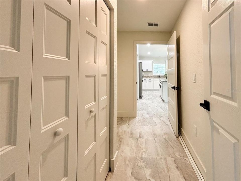 En Venta: $299,900 (3 camas, 2 baños, 1430 Pies cuadrados)
