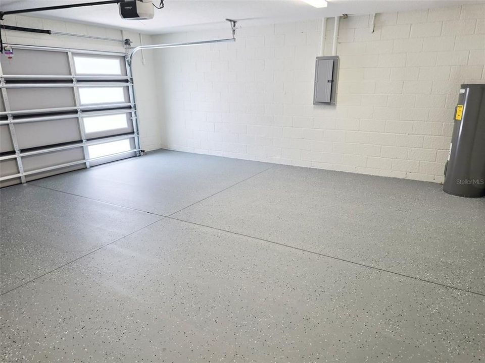 En Venta: $299,900 (3 camas, 2 baños, 1430 Pies cuadrados)