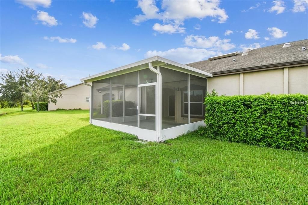 For Rent: $2,100 (2 beds, 2 baths, 1246 Square Feet)