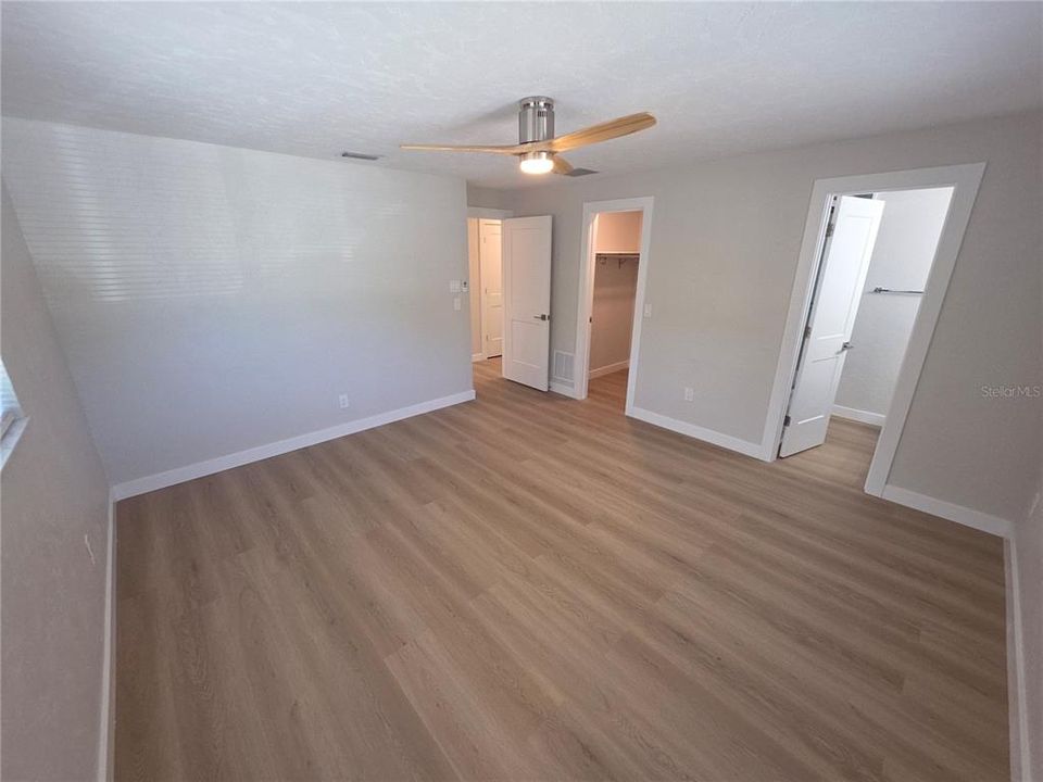 For Sale: $799,900 (4 beds, 3 baths, 2016 Square Feet)