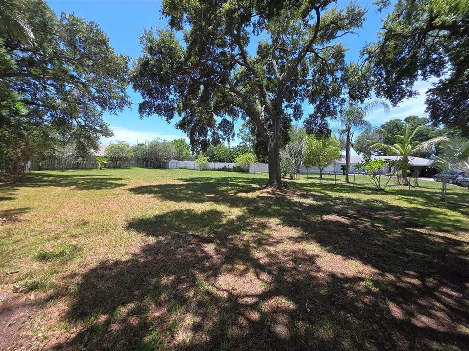 For Sale: $799,900 (4 beds, 3 baths, 2016 Square Feet)