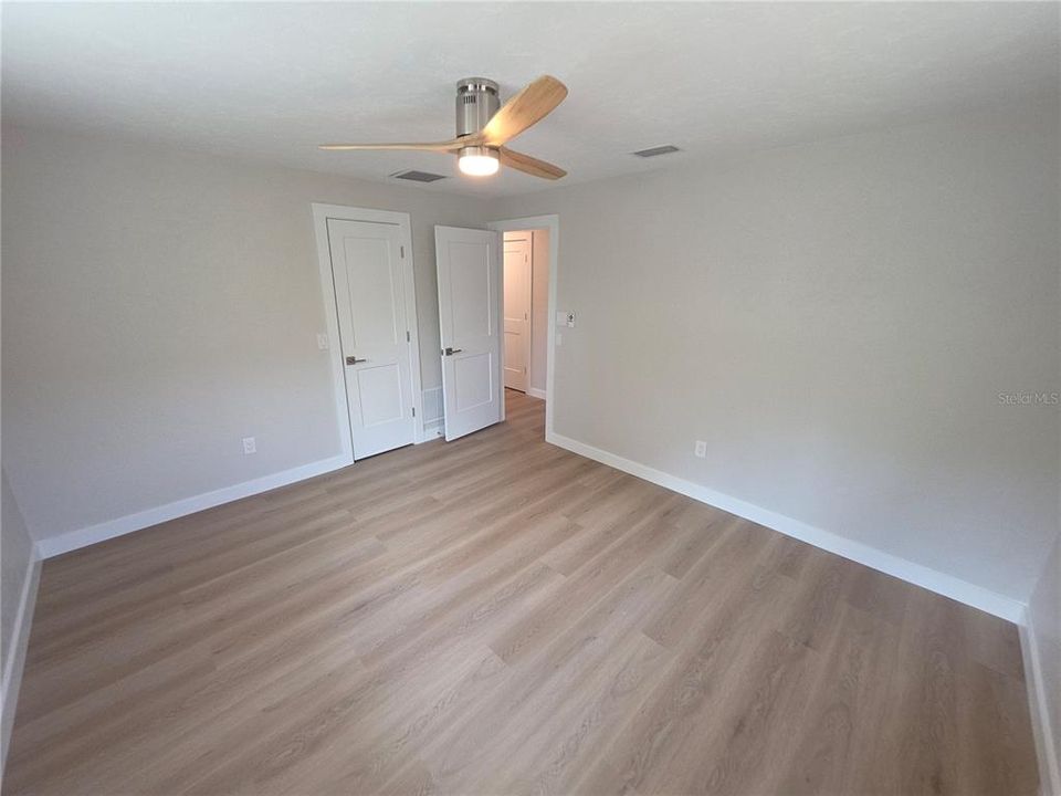 For Sale: $799,900 (4 beds, 3 baths, 2016 Square Feet)