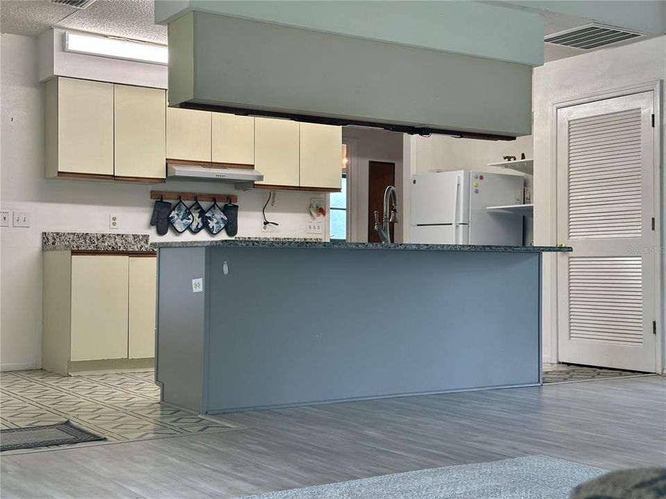 En Venta: $297,018 (2 camas, 2 baños, 1290 Pies cuadrados)