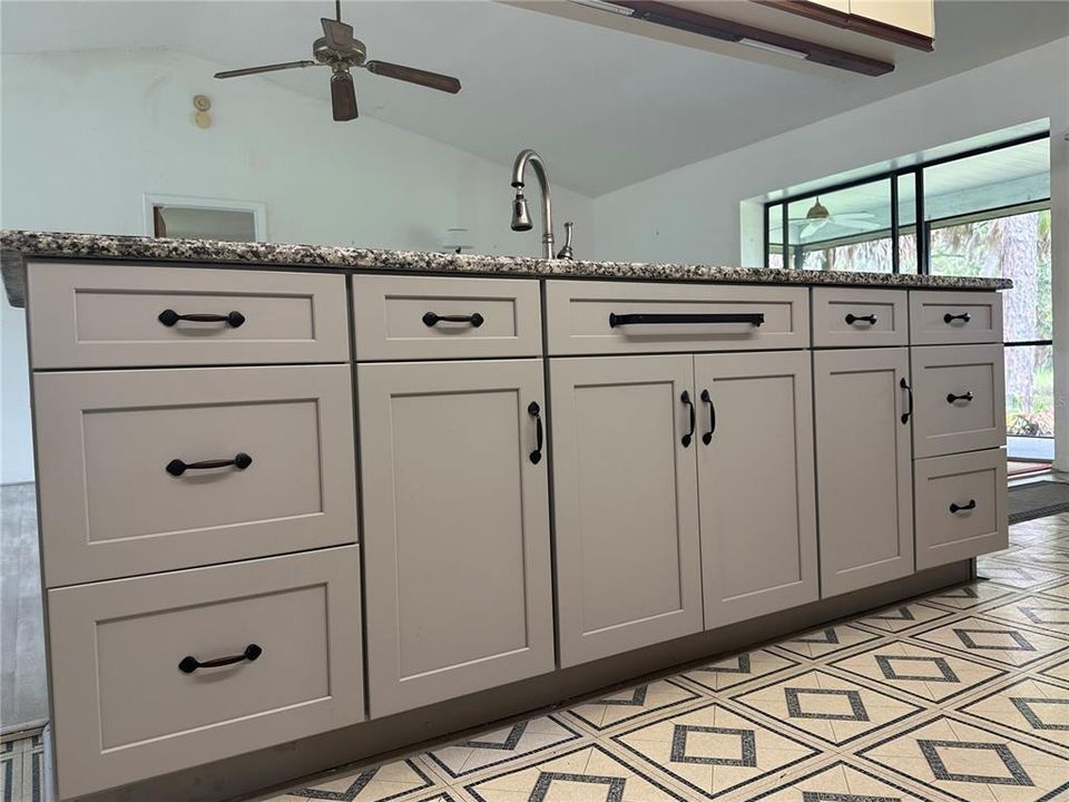 En Venta: $297,018 (2 camas, 2 baños, 1290 Pies cuadrados)